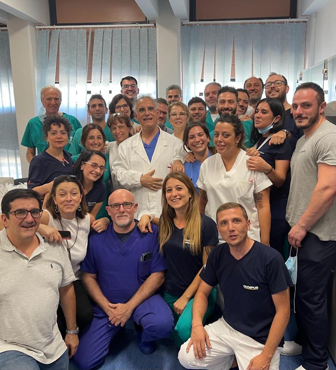 Policlinico Federico II, chirurgia mini-invasiva endoscopica per intervento all'esofago