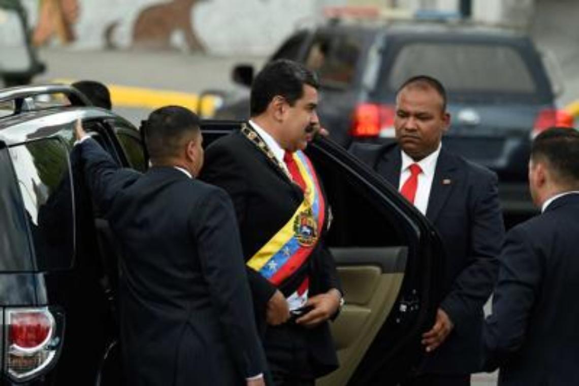 Trump: &laquo;Arrestati Maduro e la moglie&raquo;