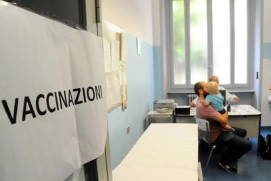 M5S, scoppia il caso vaccini