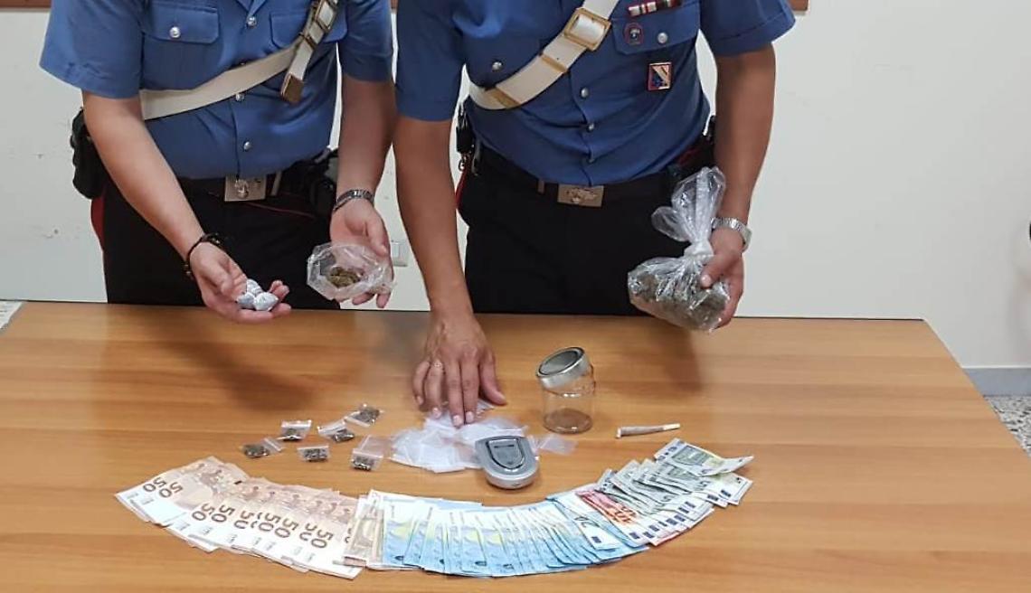 Soldi e droga, in manette due fratelli