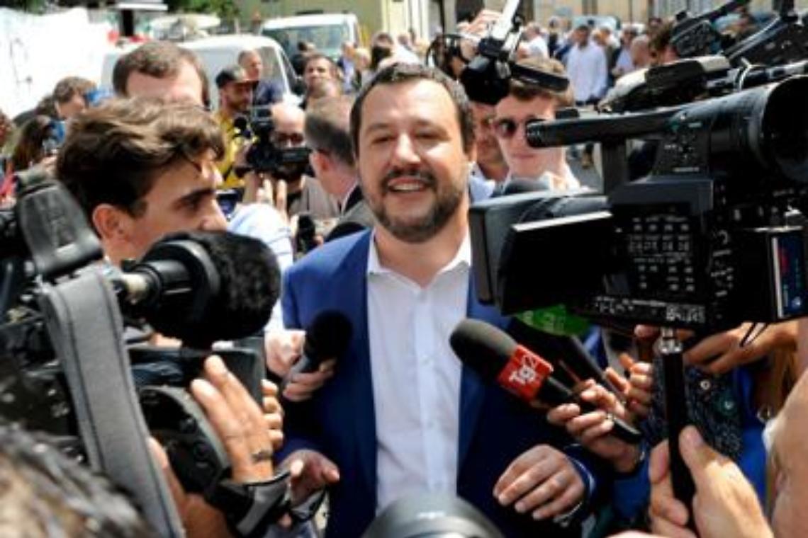 Salvini: «Capotreno Trenord andrebbe premiata»