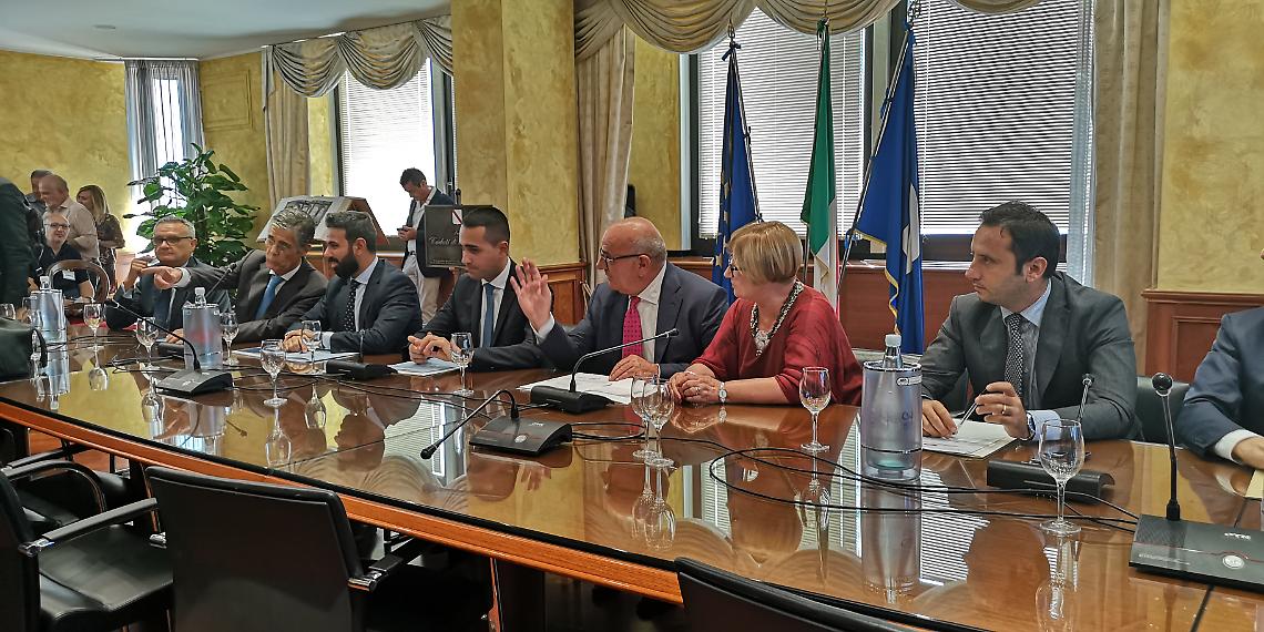 La Doria, fumata nera. Di Maio: «Non mi arrendo»