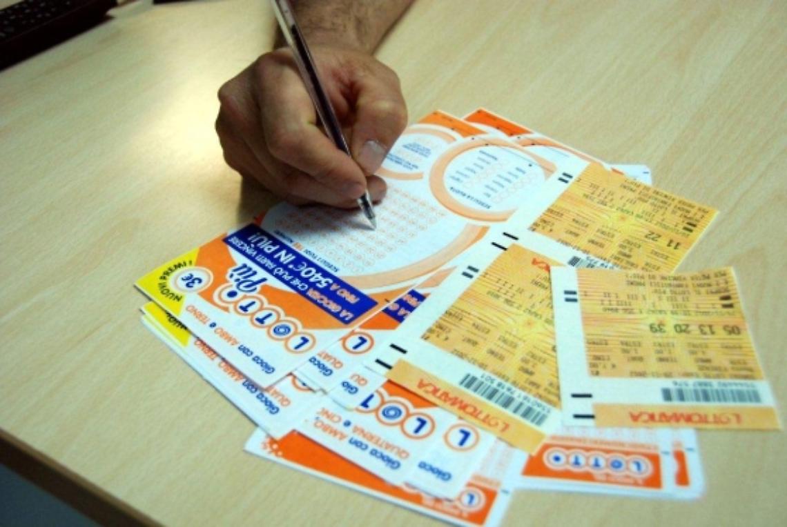 Campania, doppietta da 64 mila euro al Lotto e 20 mila euro al 10eLotto