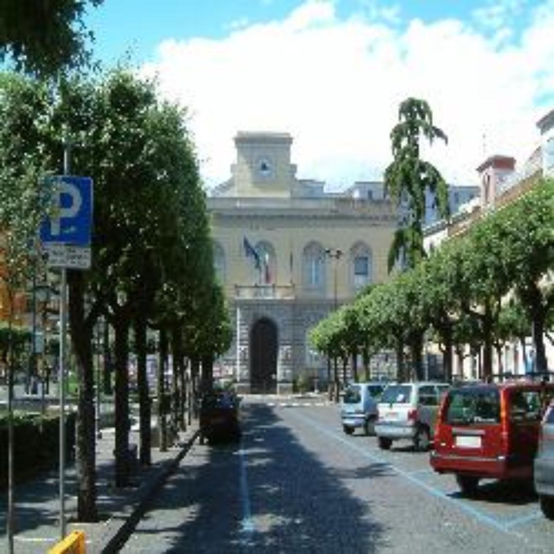San Giorgio a Cremano, via i Savoia: la piazza del Municipio passa a Carlo di Borbone