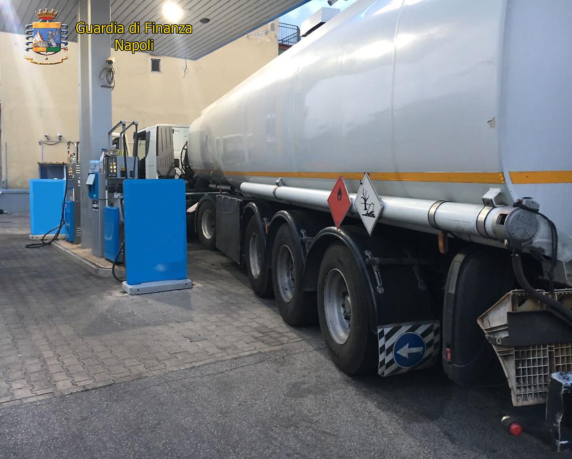 Sequestrati oltre 14mila litri di carburante illegale