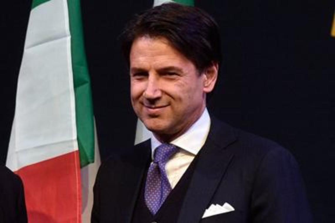 Stamina e curriculum, Conte nel mirino