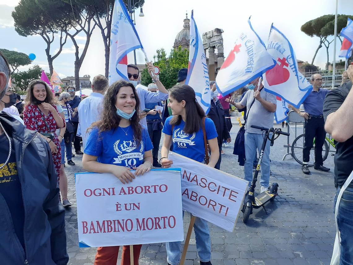 Marcia per la Vita: oltre 1.200 persone in difesa delle nascite e contro la cultura della morte