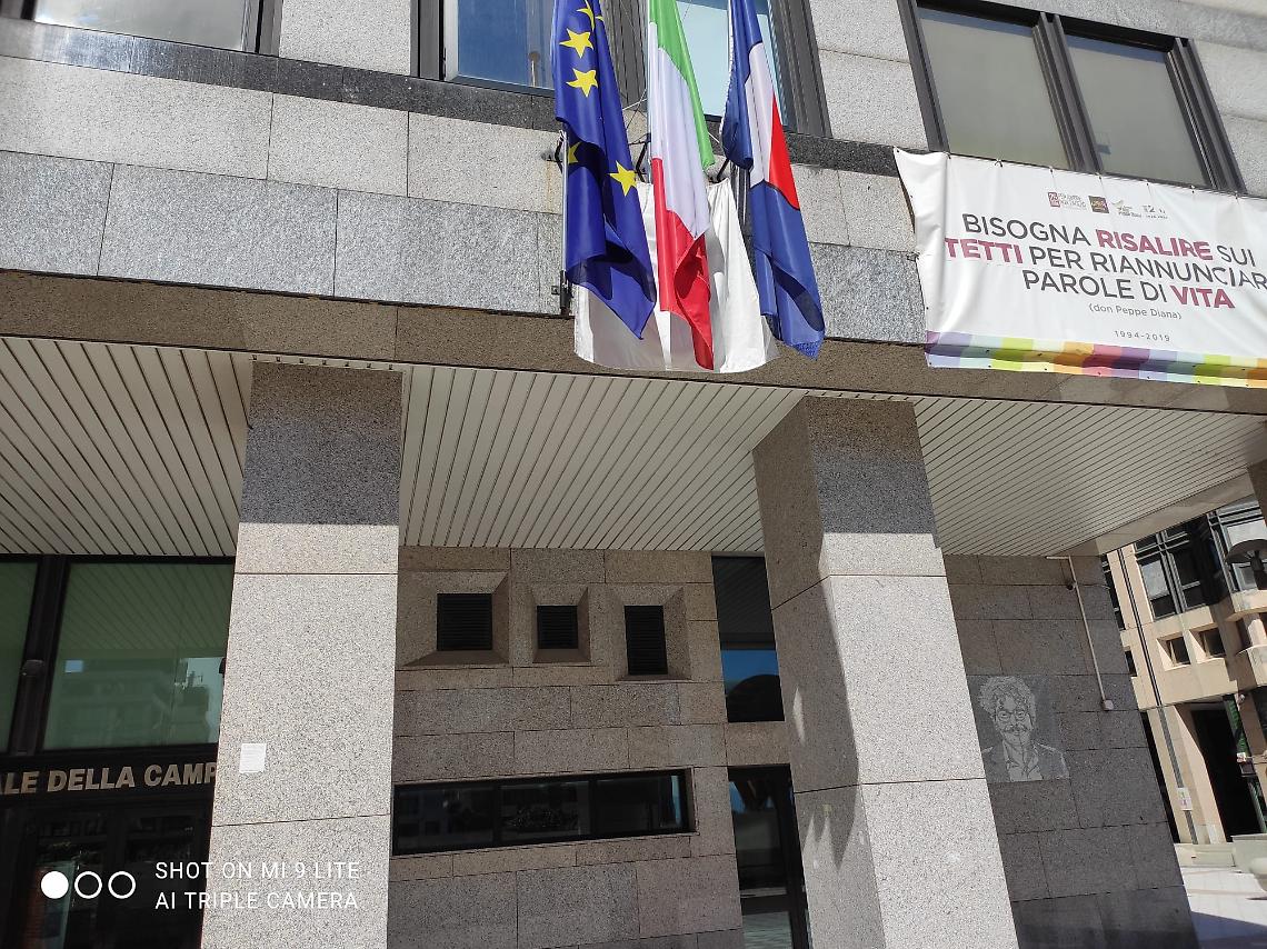 Strage di Capaci, drappo bianco al consiglio regionale della Campania