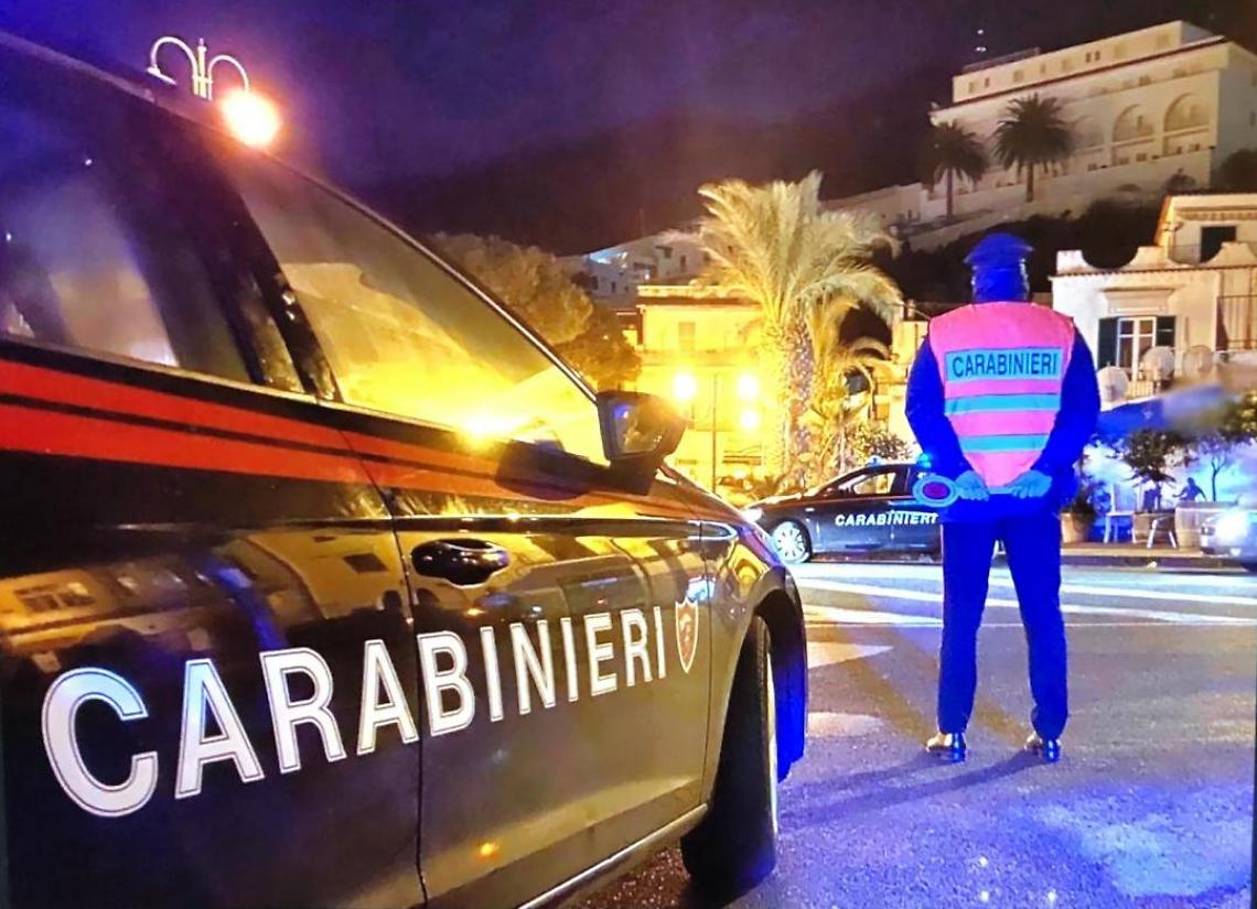 Ischia: truffa finto broker, bitcoin a prezzo d'affare, denunciato 47enne