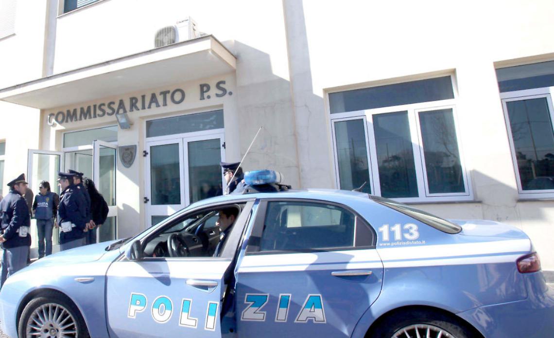 Picchiata dall’ex con i figli in braccio: arrestato stalker