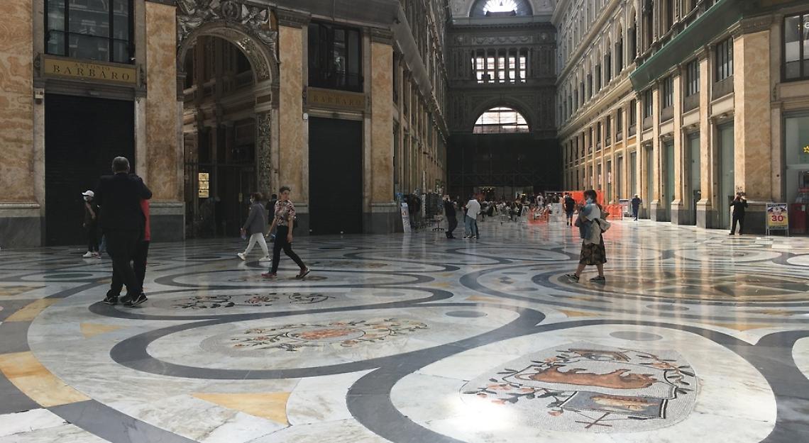 Galleria Umberto, entro l'anno via al restauro del pavimento 