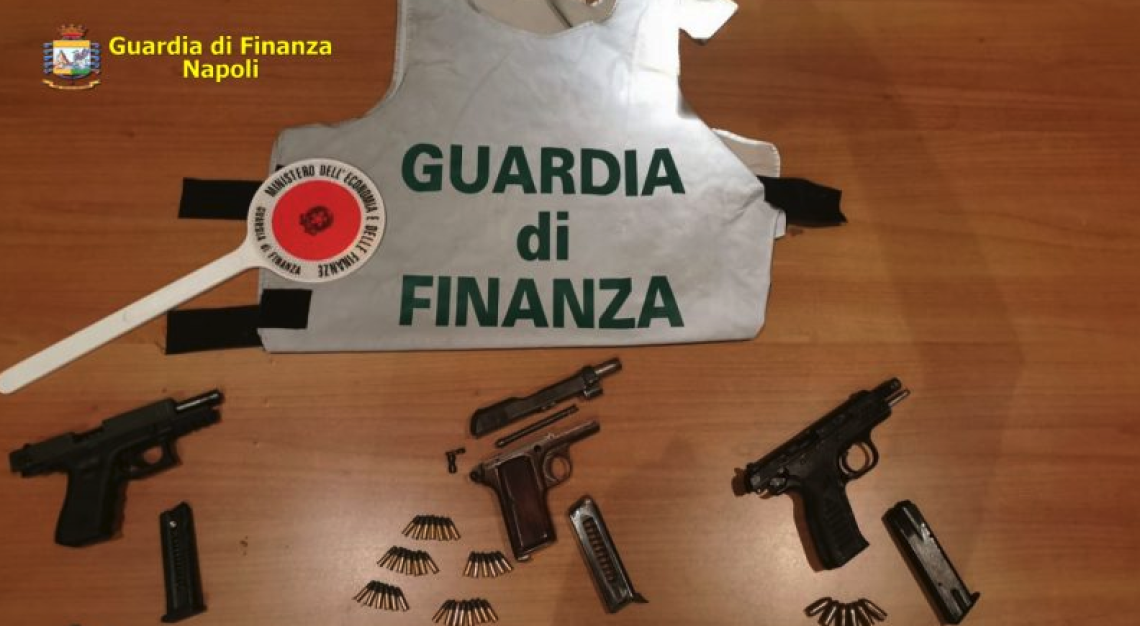 Ponticelli, sequestrate 3 pistole e munizioni