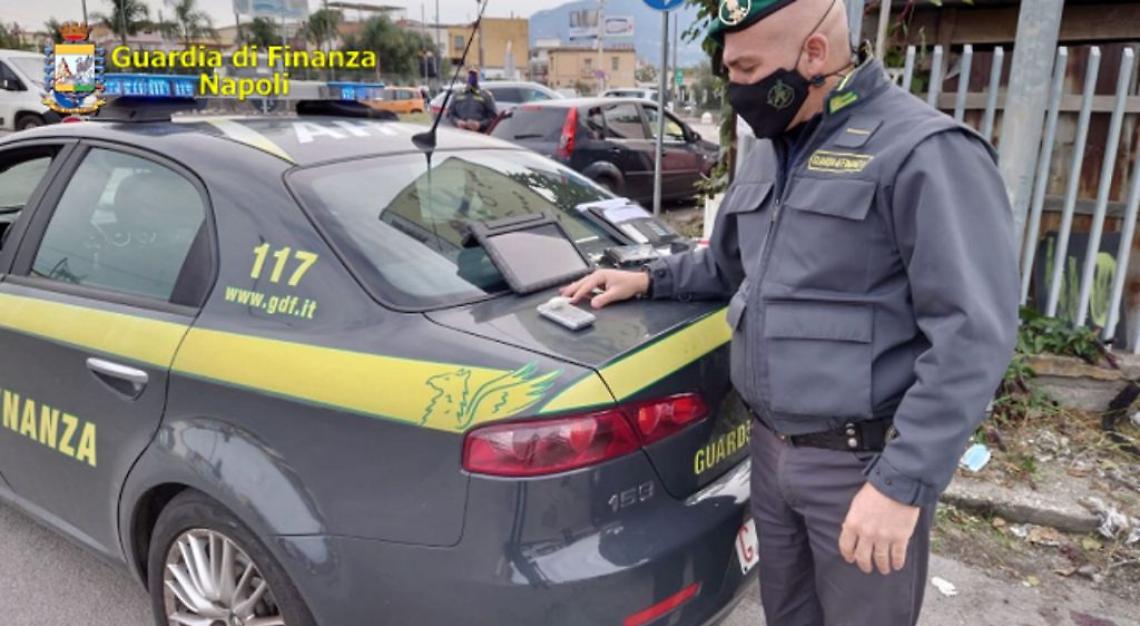 Oltre 1.100 controlli della Guardia di Finanza tra Napoli e provincia