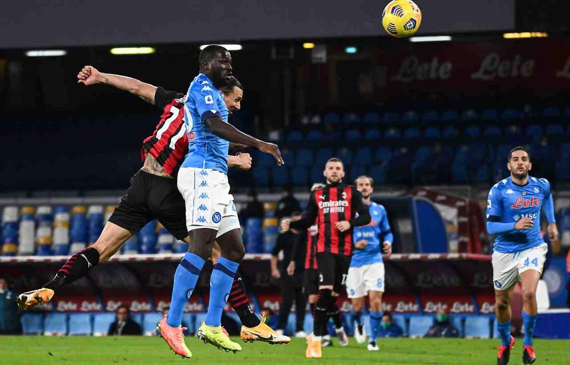 Doppietta di Ibrahimovic e gol di Hauge, al Napoli non basta Mertens: il Milan espugna il San Paolo 