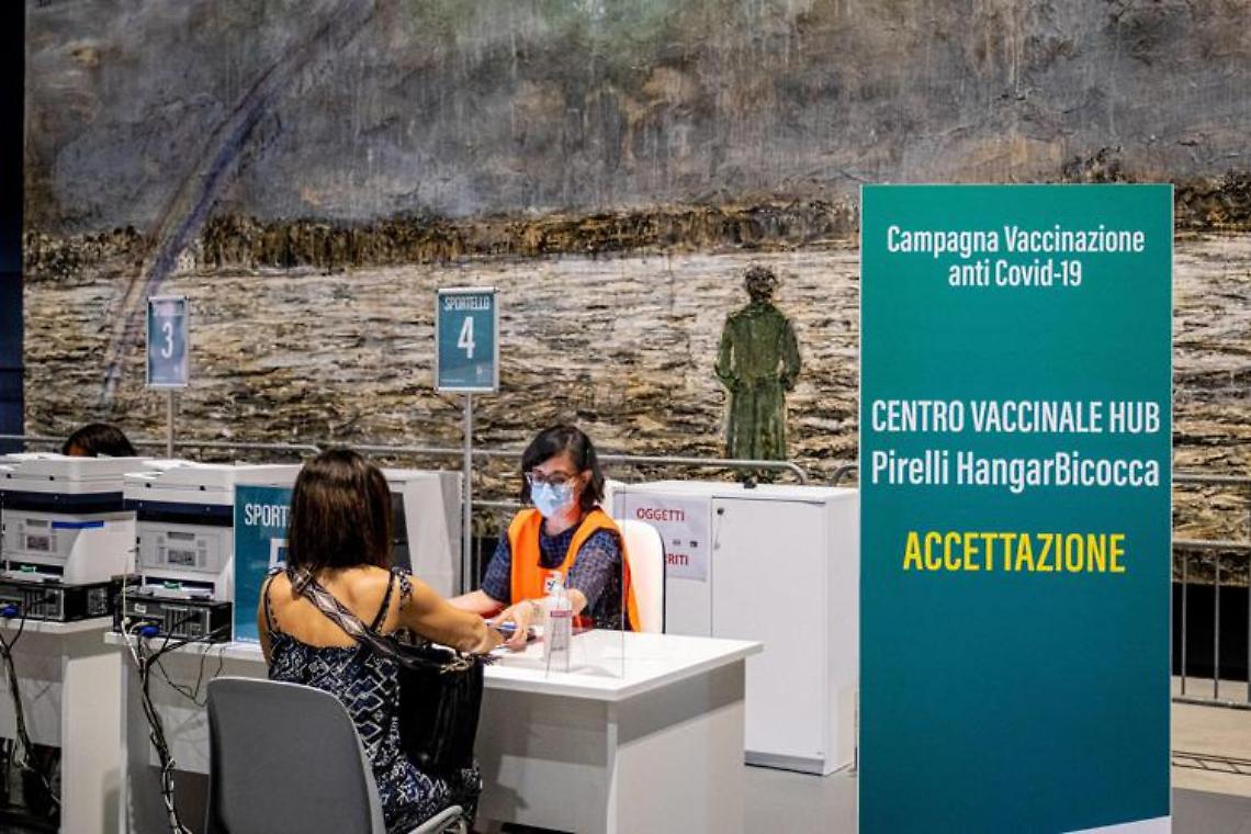 Terza dose vaccino, da mercoledì somministrazioni a 5 mesi