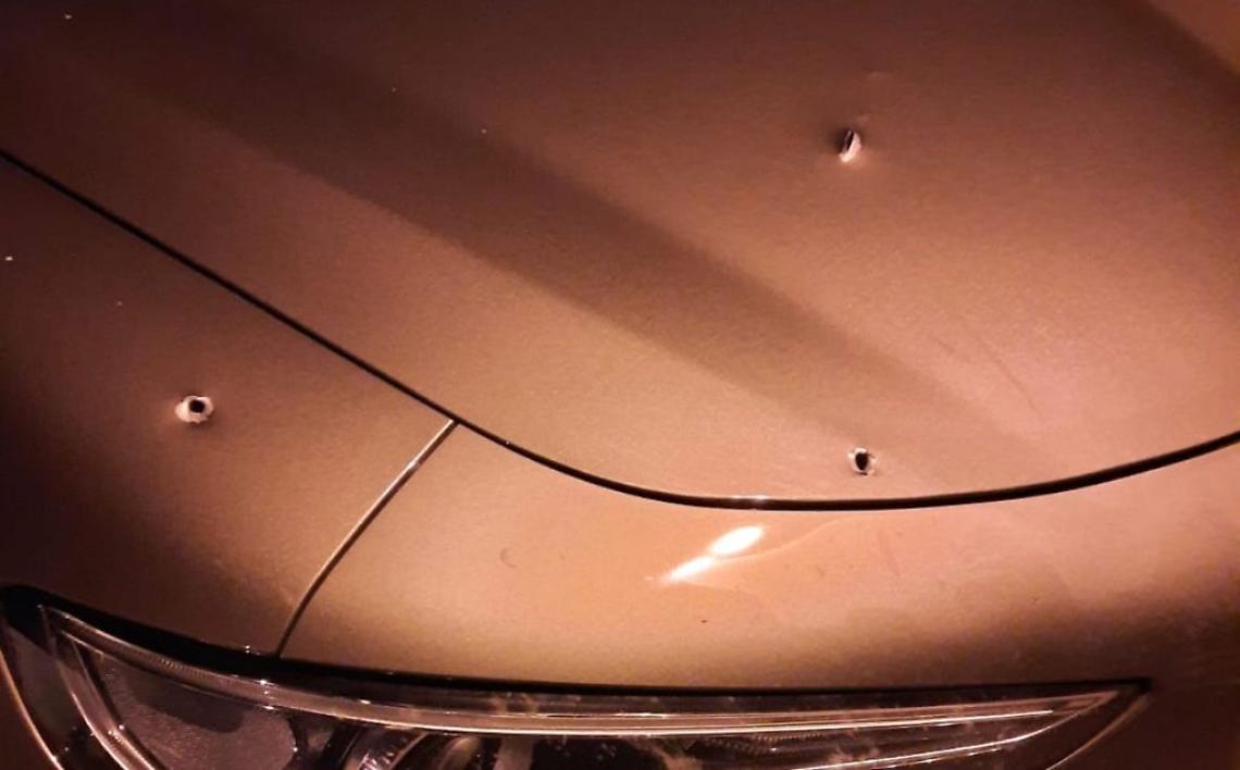 Auto colpita da una quindicina di proiettili a Frattaminore
