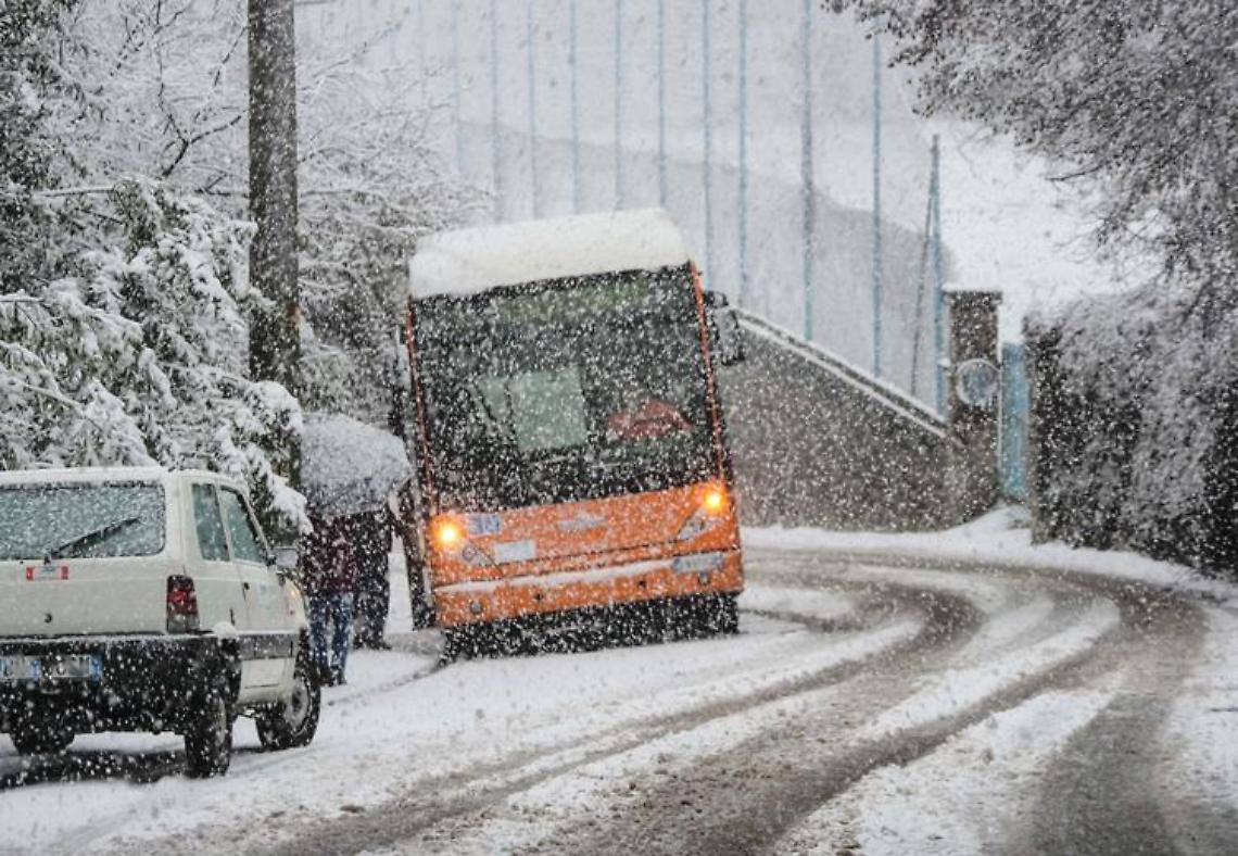 Neve e gelo sull'Italia, allerta meteo per 9 Regioni
