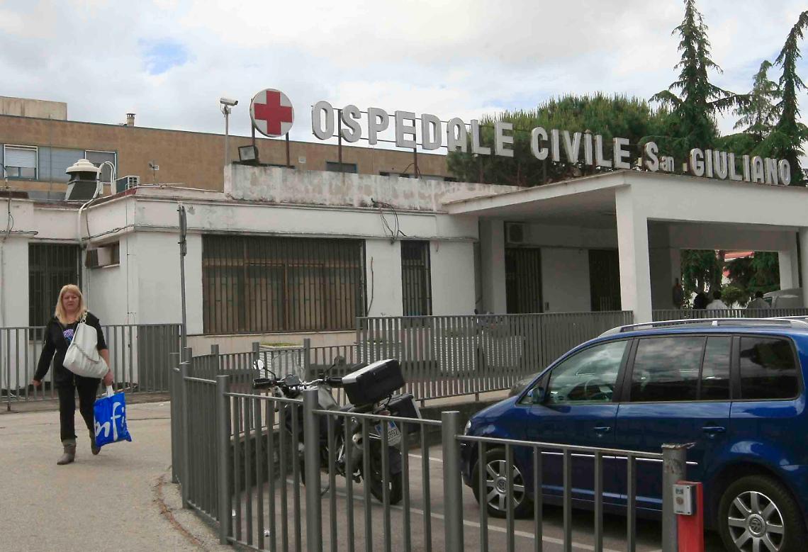 Qualiano, arrestato per droga accusa malore