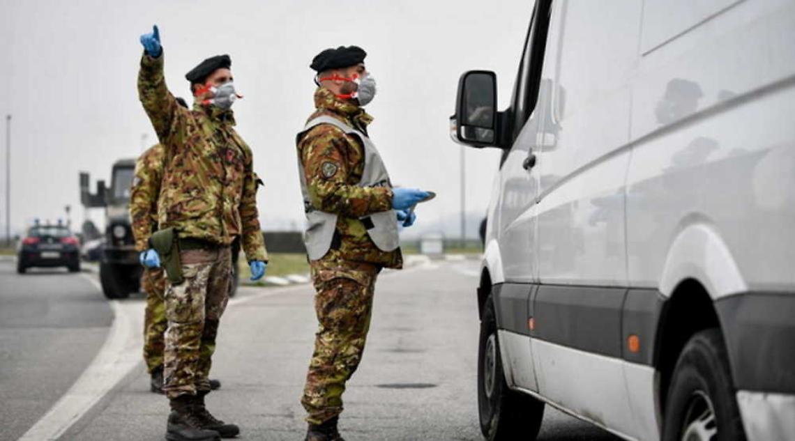 Coronavirus, militari a Napoli e a Castel Volturno