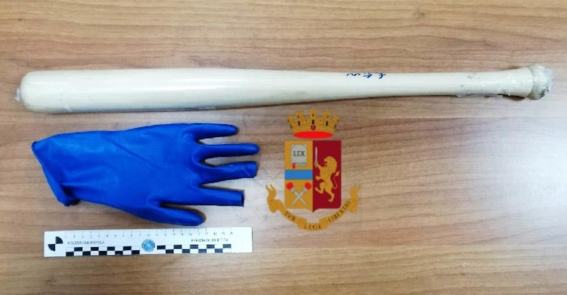 Secondigliano, sorpresi con una mazza da baseball: denunciati