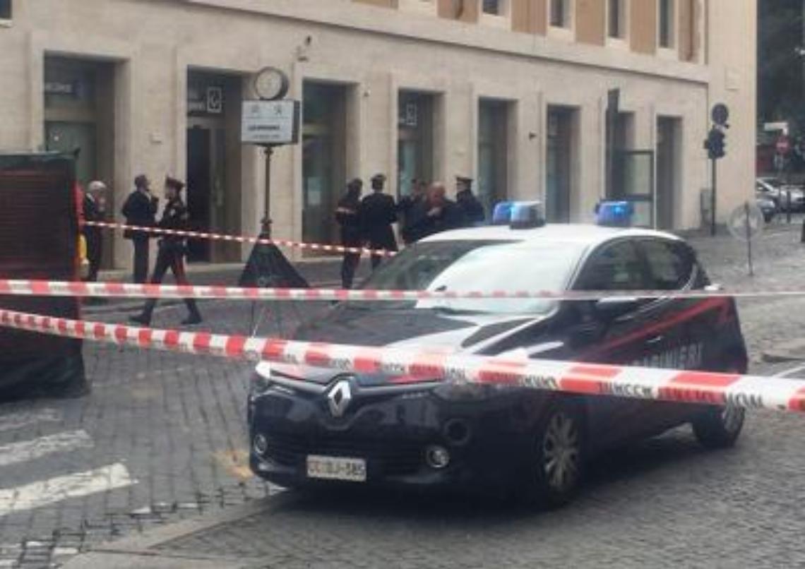 Allarme bomba al Vaticano: evacuata banca