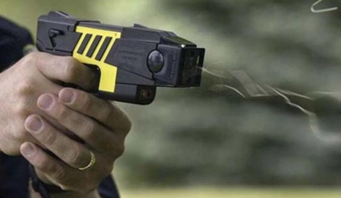 Taser difettosi, il ministero li ritira