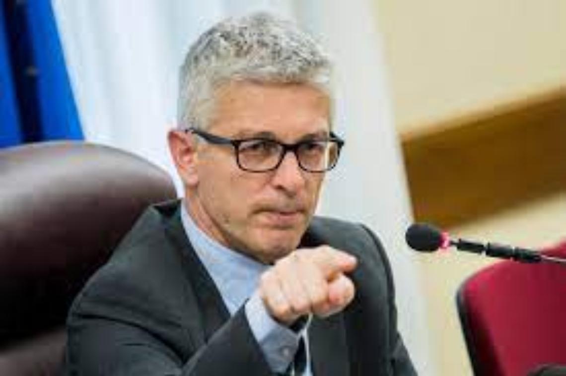 Nuzzo nuovo dg della Fondazione Campania Welfare, l'affondo di Morra