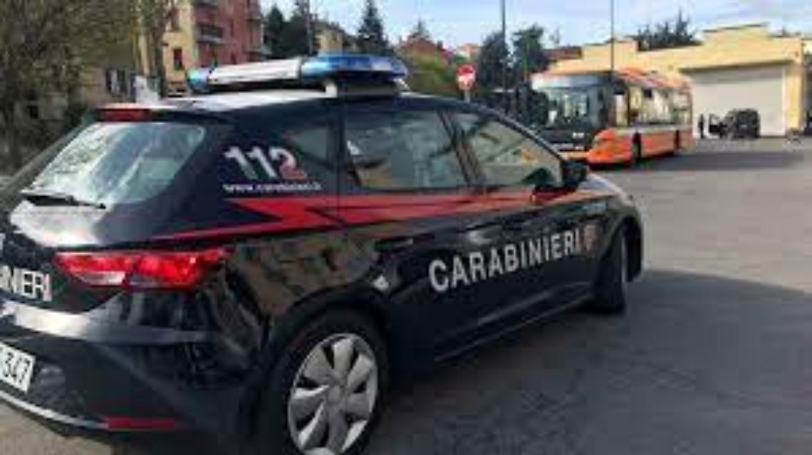 Qualiano, pasticciera si ribella al pizzo e fa arrestare estorsore