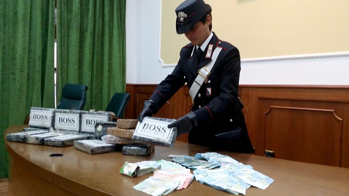 Sequestrati 18 chili di cocaina destinati ai clan