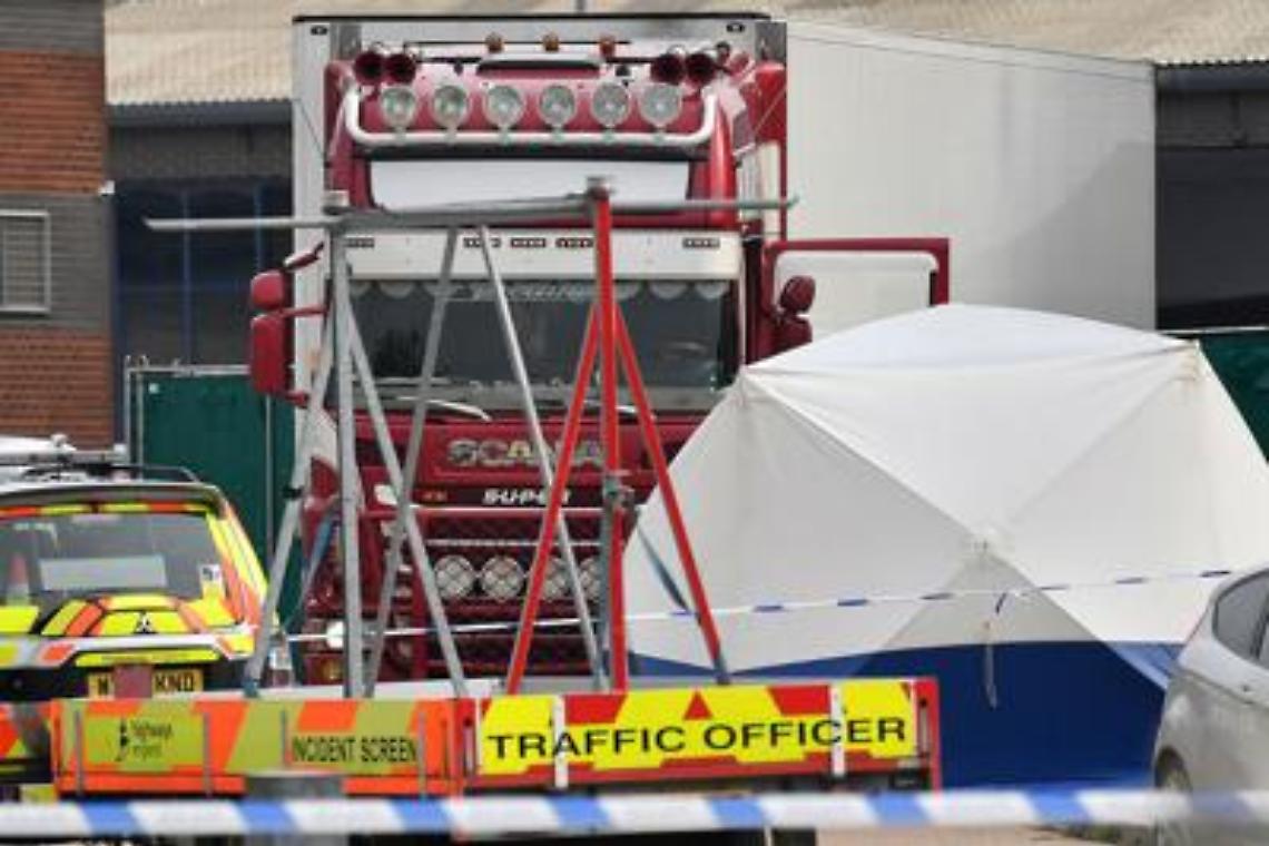 Trovati 39 cadaveri in un container, arrestato 25enne