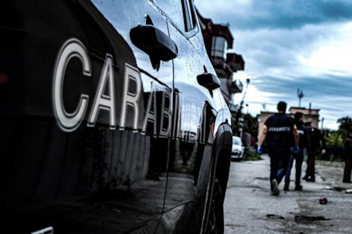 Blitz dei carabinieri a Castel Volturno, smantellata piazza spaccio