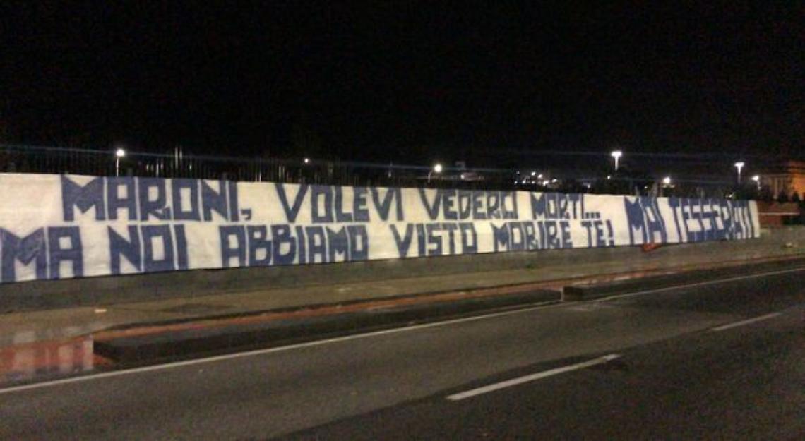 Maroni, striscione choc a Napoli: «Volevi vederci morti»