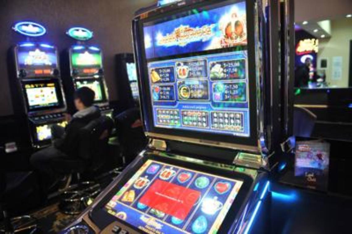 Rapina in sala slot, titolare ucciso a sprangate