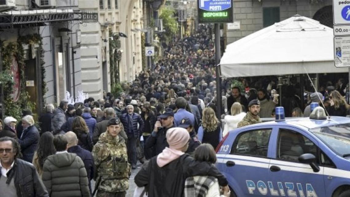 Oggi stop alla vendita di bevande in vetro