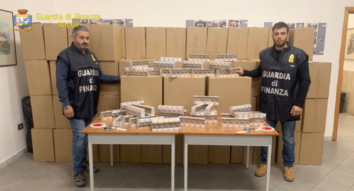 Sequestrata una tonnellata di sigarette di contrabbando a Chiaiano