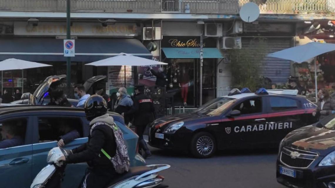 Agguato davanti al bar, in fin di vita il boss Troncone