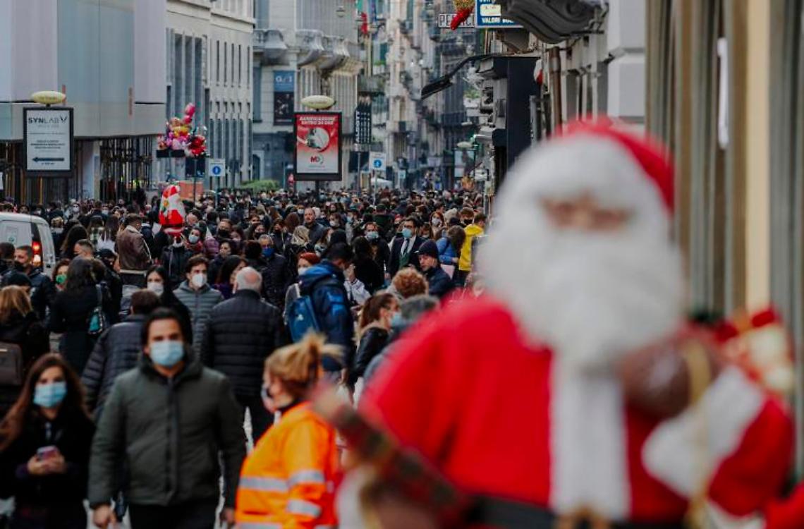 Green pass ridotto e obbligo mascherine, via libera a decreto Natale