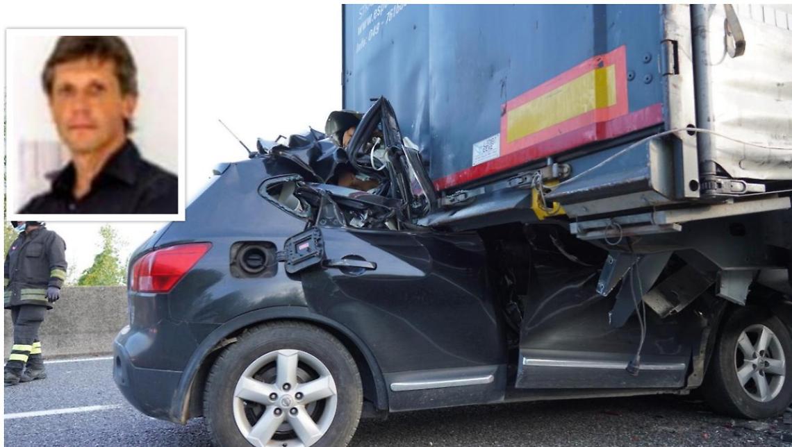 Tragedia in autostrada, Flavio muore nell'auto tra le lamiere di un tir