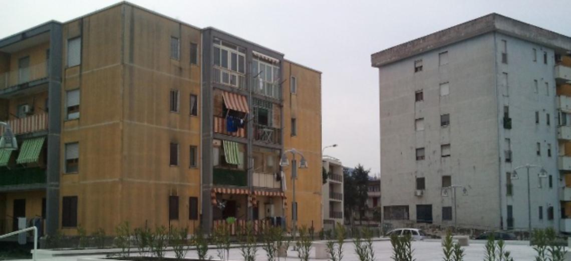 “Stesa” contro agenzia funebre e proiettili contro un'auto: si torna a sparare a Torre Annunziata