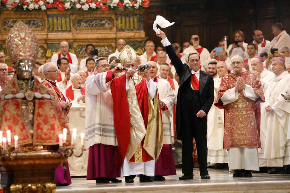 La Deputazione di San Gennaro cita il Comune per debiti
