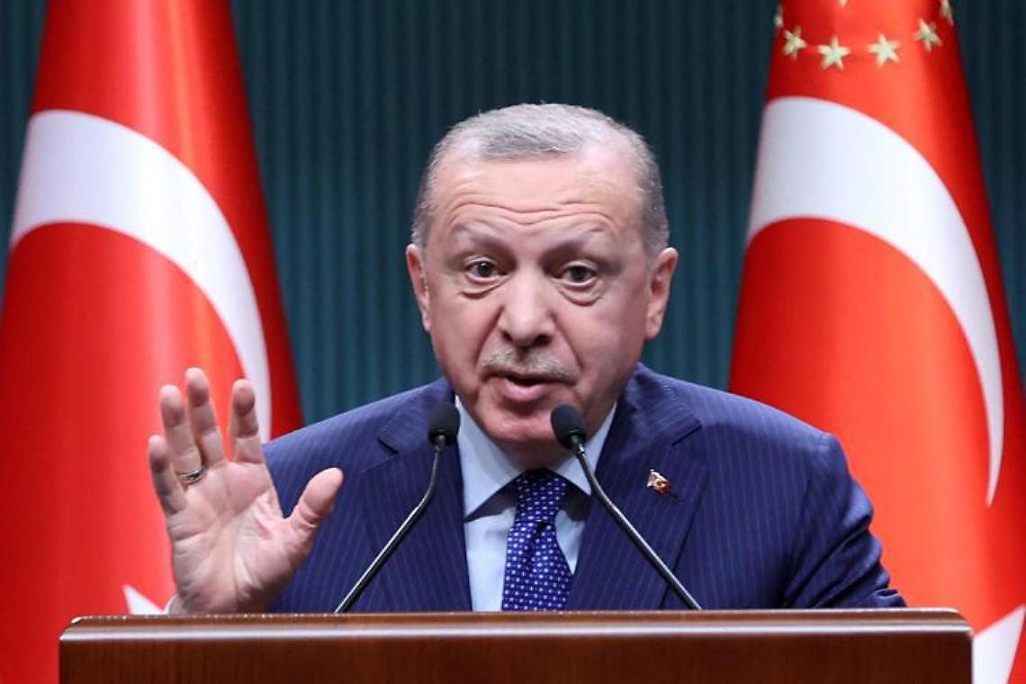 Turchia chiude spazio aereo a Russia per voli verso Siria
