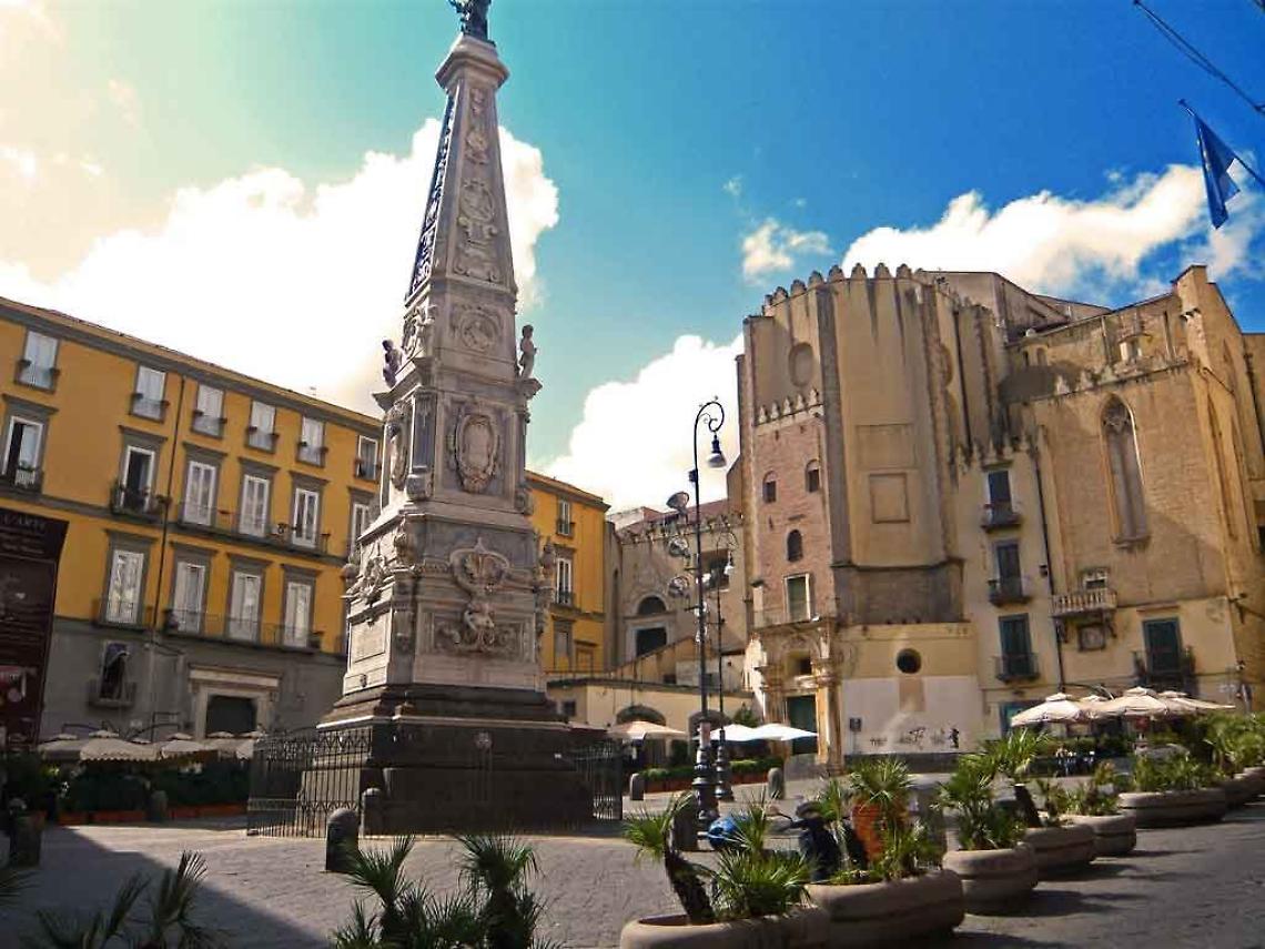 Napoli Città Libro al via