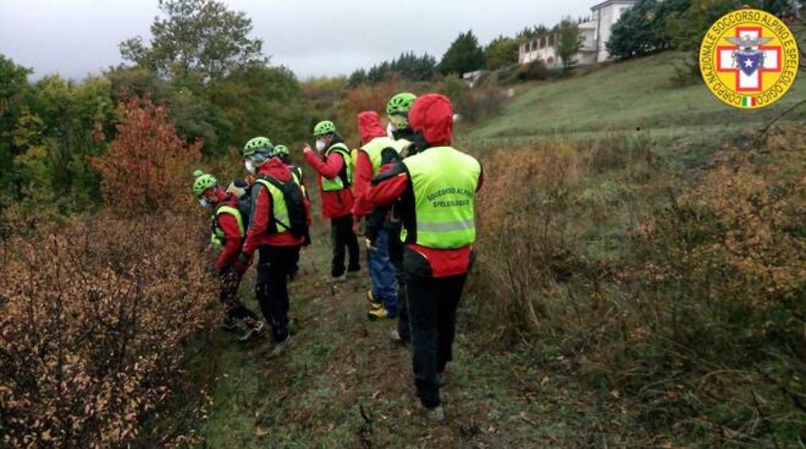 Avellino, 82enne cade in un dirupo: salvato da 118 e Cnsas