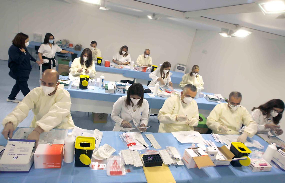 Covid in Campania, 2,9 milioni di somministrazioni: +41.219 in 24 ore