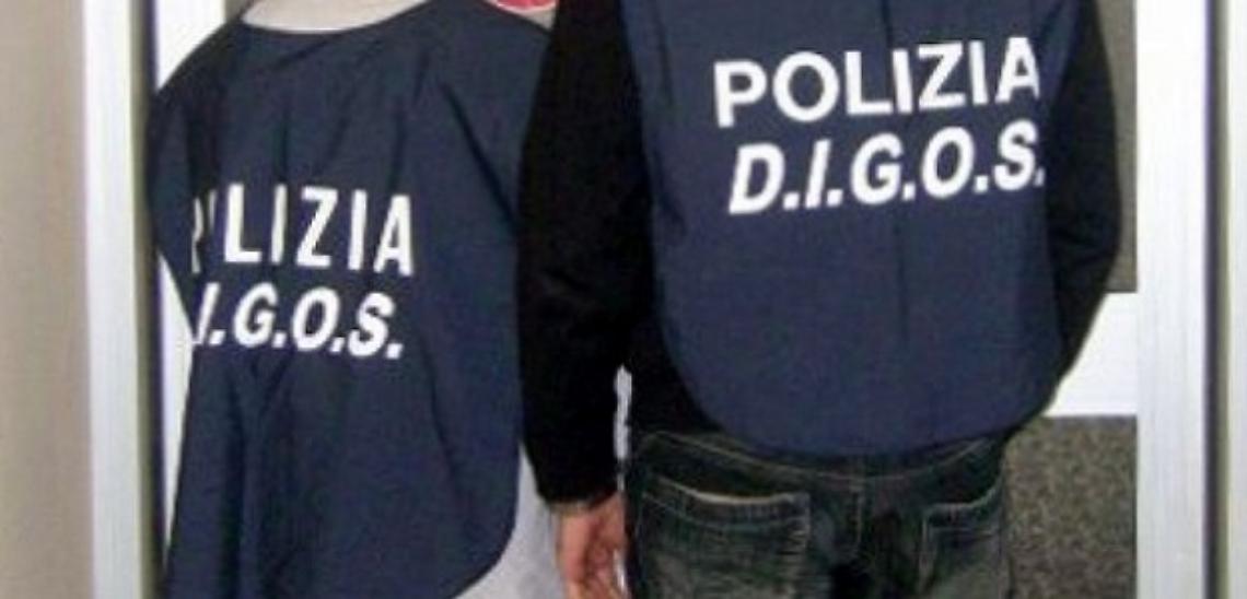 Scontri Spezia-Napoli, ultras azzurro ai domiciliari 