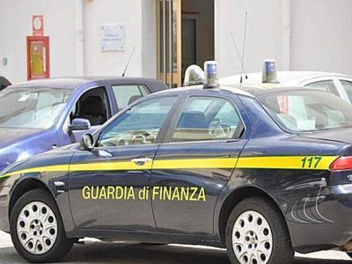 Scoperto traffico carburanti: sequestrati beni per oltre 4 milioni di euro 