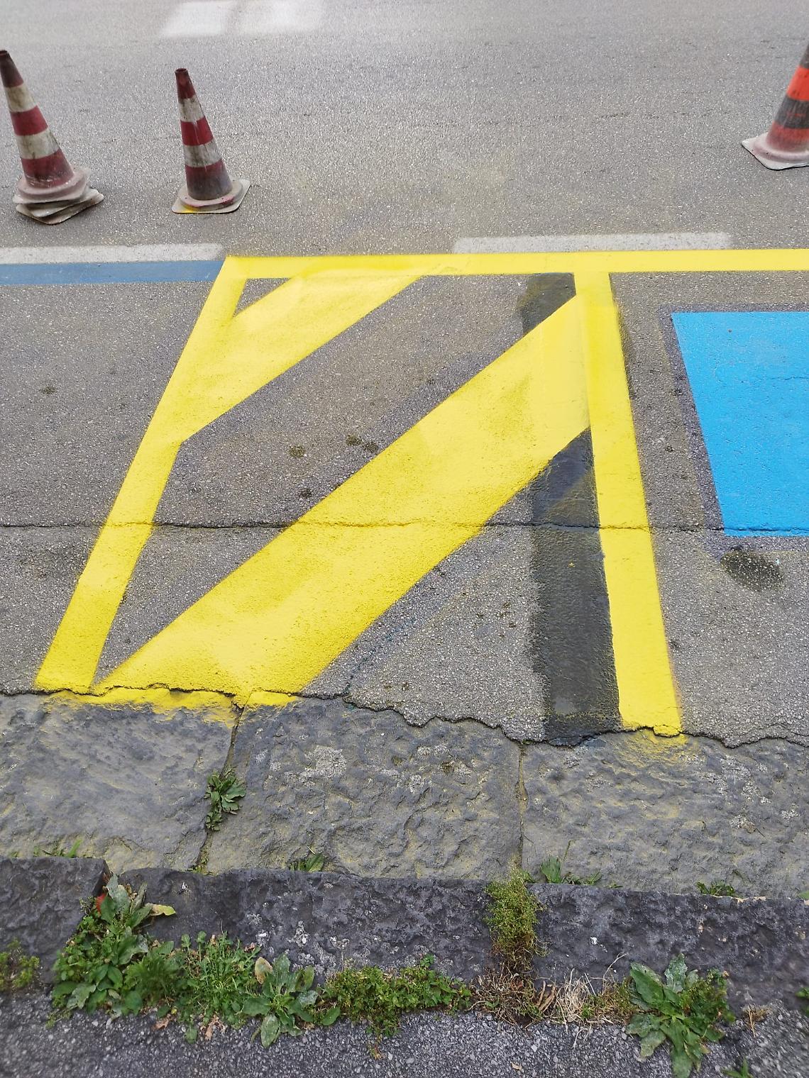 Strisce blu ad Afragola, svolta sugli spazi di esodo per i disabili