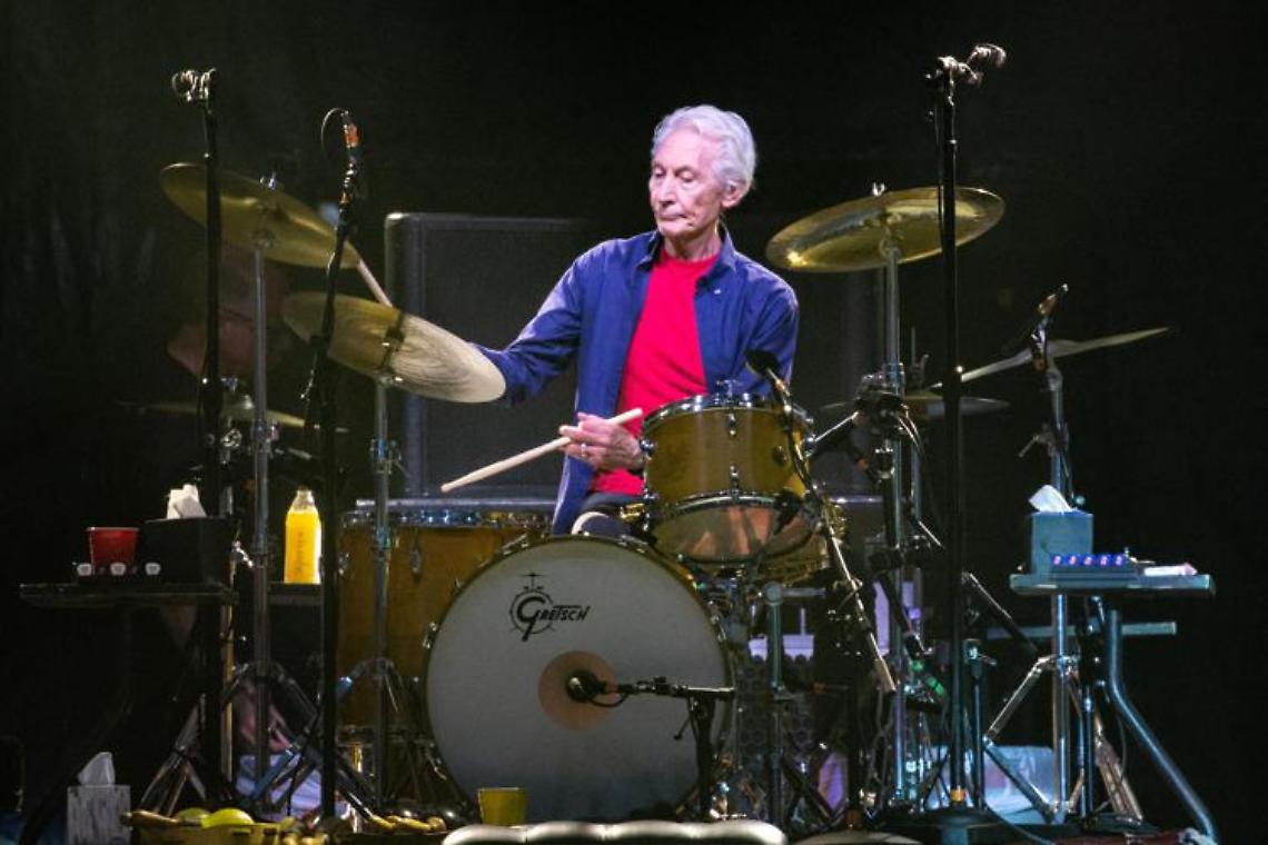 È morto a 80 anni Charlie Watts, il batterista dei Rolling Stones