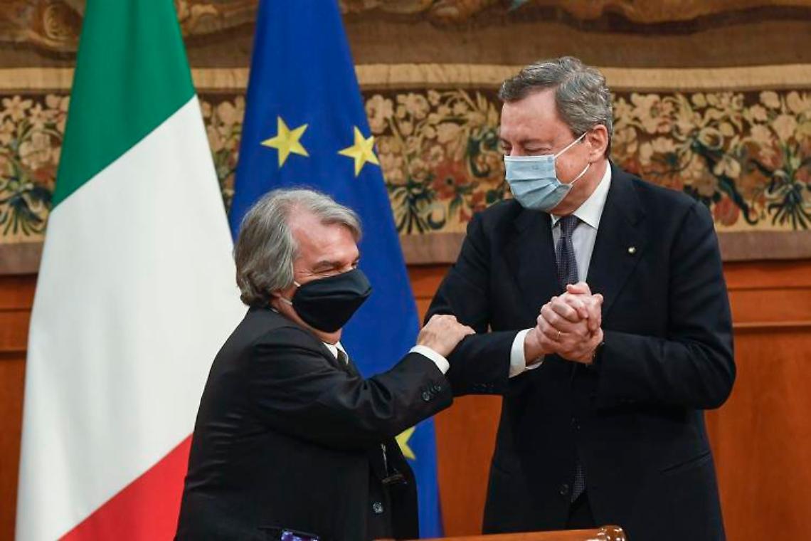 Uffici pubblici, si torna in presenza