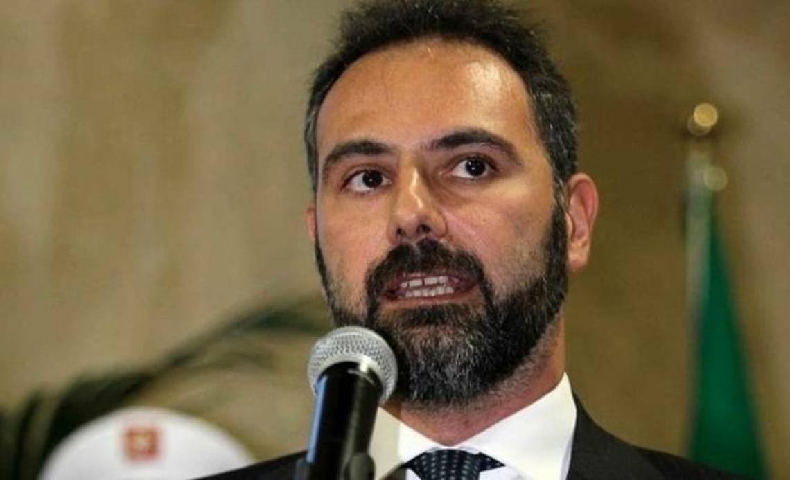 Maresca prova a riconquistare i partiti
